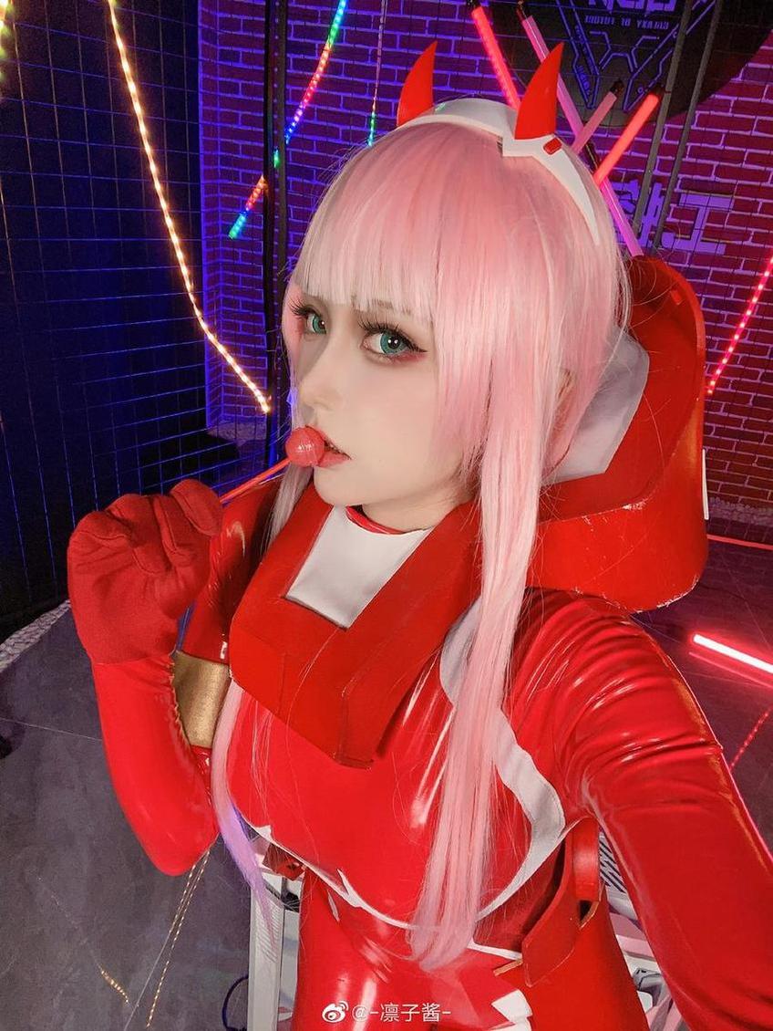 独一无二的照片：凛子酱cosplay作品展现妙不可言